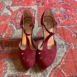ModCloth t-strap heels